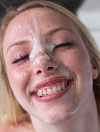 Pale Freckled Girls