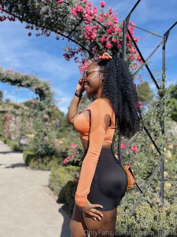 pamela_hottie