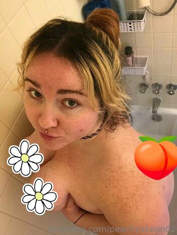 peachyxkeen02
