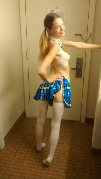 PhoebeXXXLynnXX
