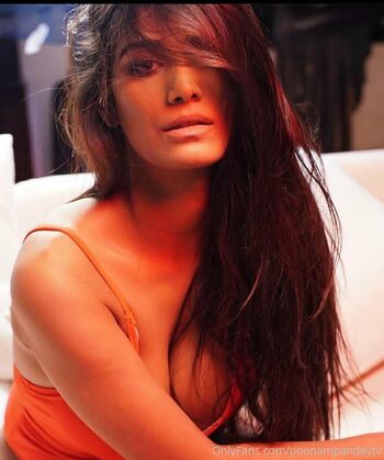 poonampandeytv