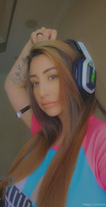 poppycarminexxx