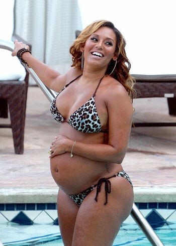 Pregnant Celebs
