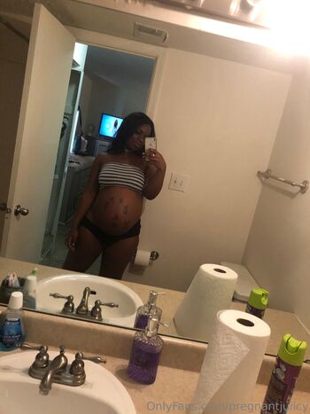 pregnantjuiicy