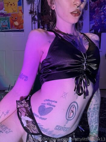 prettylittlefreak13