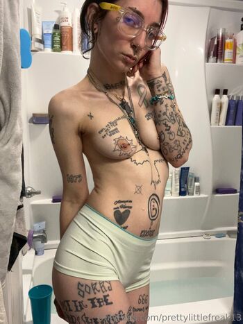 prettylittlefreak13