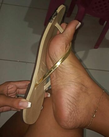 prii_feet
