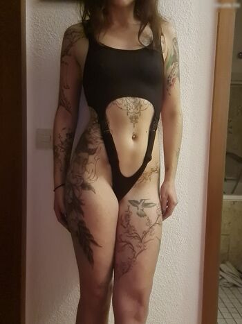 queen ink