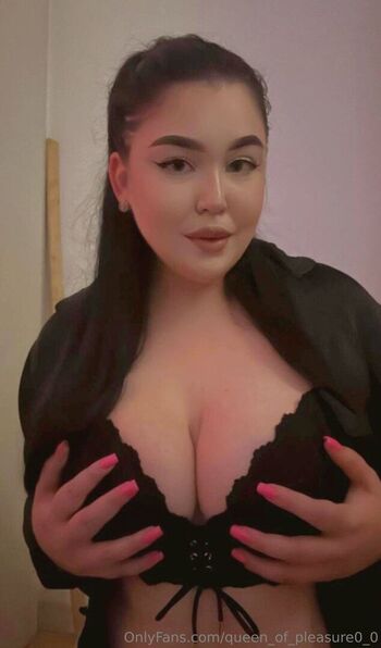 queen_of_pleasure0_0