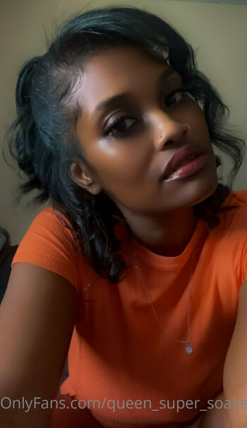 queen_super_soaker