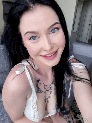 rachael_moon