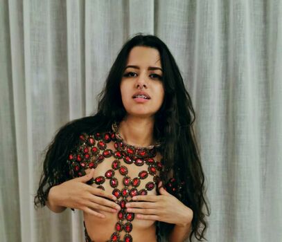 Rafaela Cavalcante