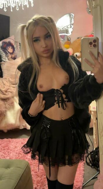 Ravegirlrori