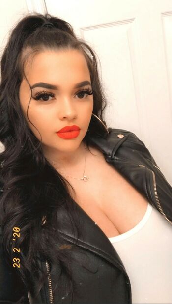Raynefaliciteexo