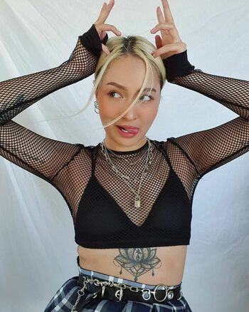 React GirlsYT