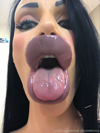 real_siliconebunny