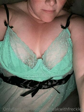 redheadfreakwithfreckles