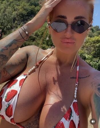 Renatka Sulakova