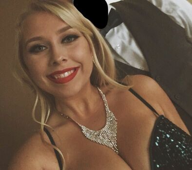 Rhiannon C