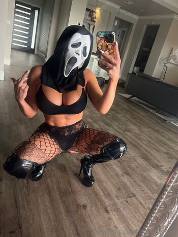 richelleryan