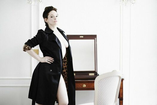 Rose McGowan