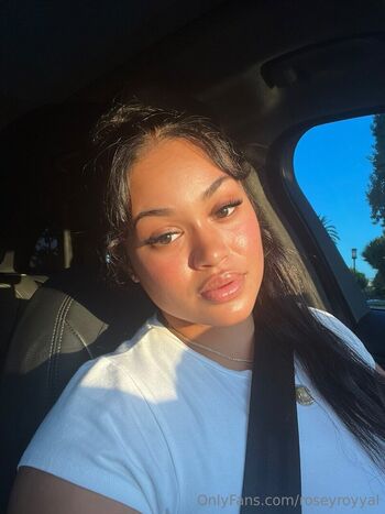 RoseyRoyyal