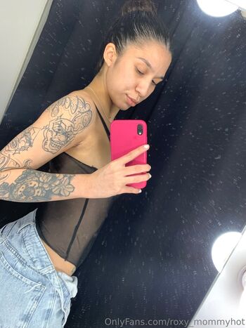 roxy_mommyhot