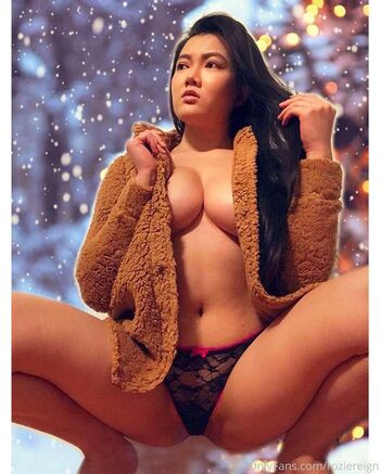 RozieReignXXX