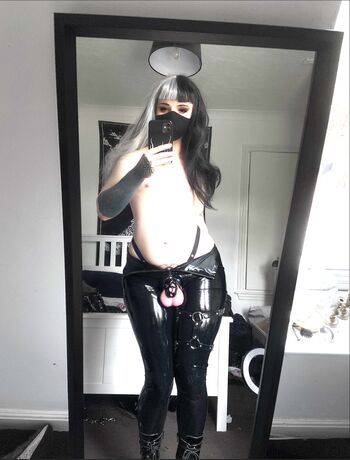 Rubberdollalice