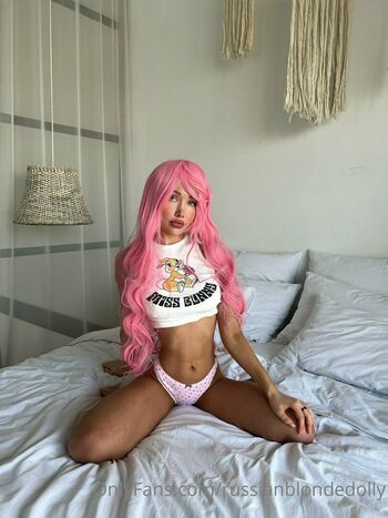 russianblondedolly
