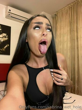 sabrina_wet_hole