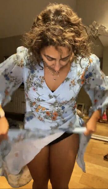 Saira Khan