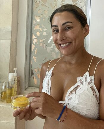 Saira Khan