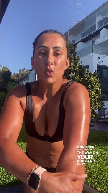 Saira Khan