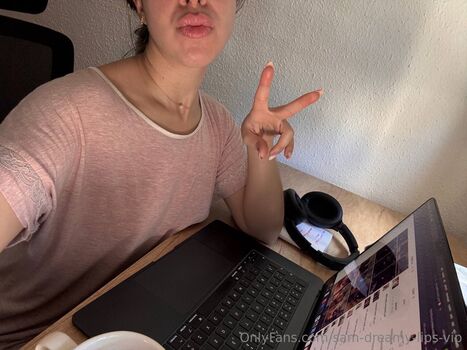 sam-dreamy-lips-vip