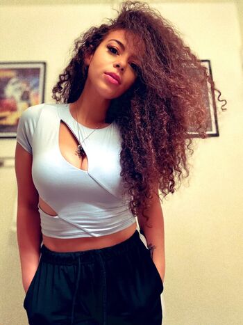 Samantha Irvin
