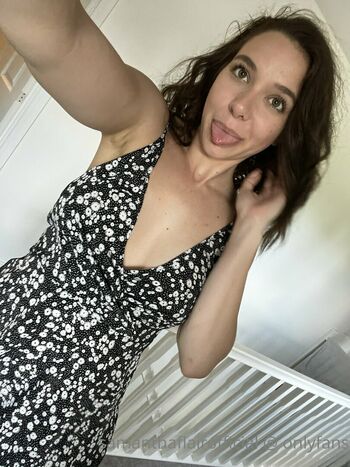 samanthaflairofficial