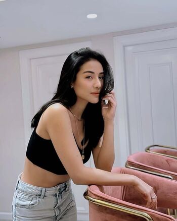 Sanya Lopez