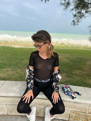 Sara Bell