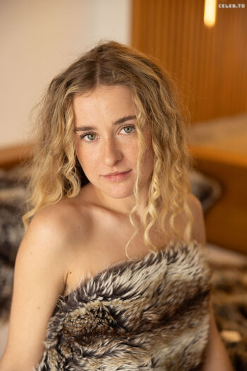 Sara russek