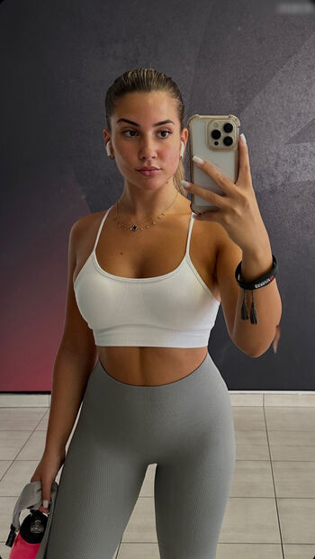 Sarah.anca