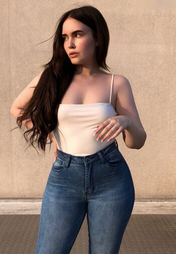 Sarah Foxx