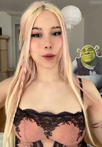Sarahtoninx9_