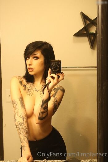 Savannah Lee
