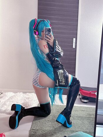 Saya Scarlet