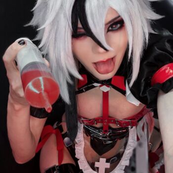 Scaredy Cat Cosplays