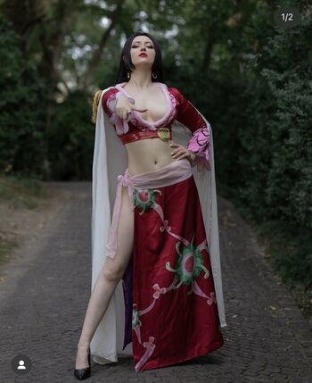 Scarlett Vadania