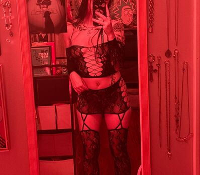 scarlettmoonn