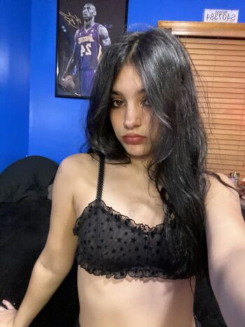 selena_steele