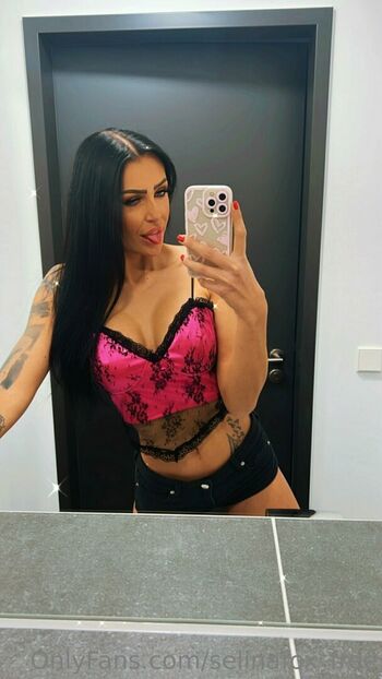 selinafox_free